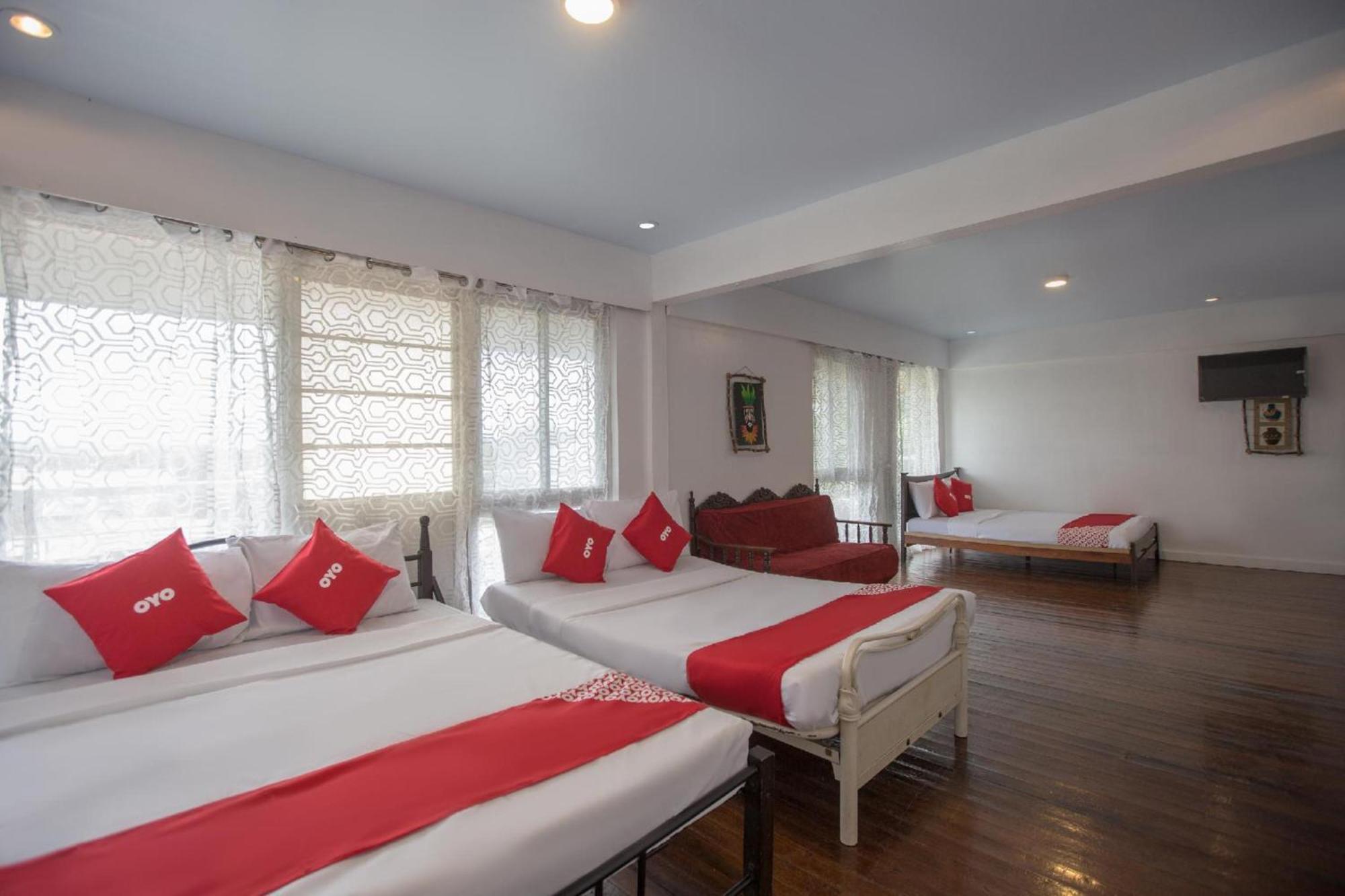 Oyo 588 Sunrock Hotel